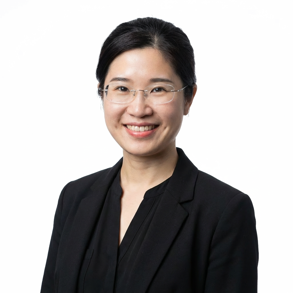 Ella, Client Relations & Executive Assistant